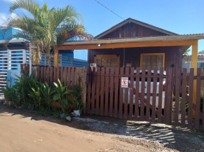 Casa próximo á praia MOÇAMBIQUE SC
